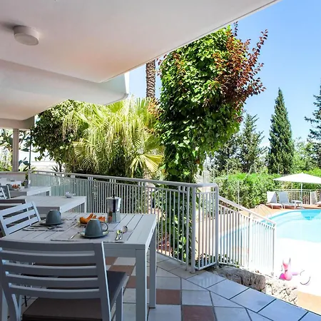Villa 6 Bagni, Piscina, Wifi, Animali, M200 Neviano