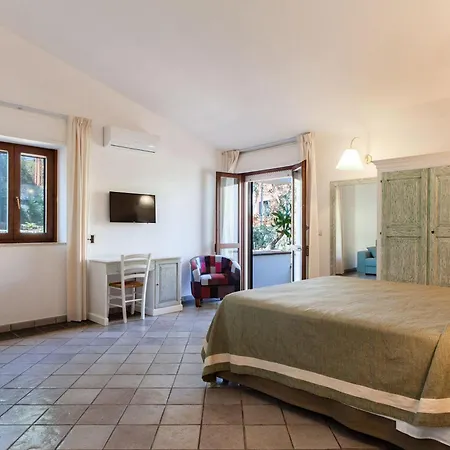 Villa 6 Bagni, Piscina, Wifi, Animali, M200 *