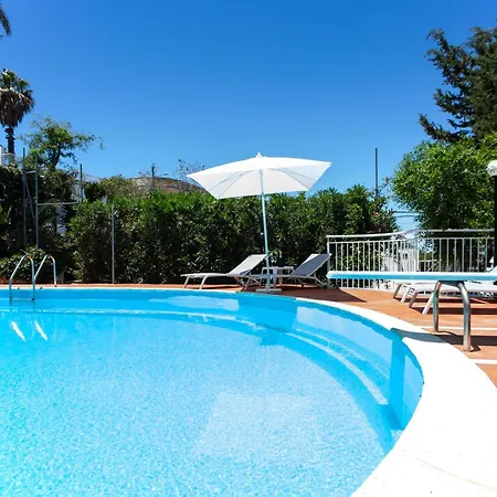 6 Bagni, Piscina, Wifi, Animali, M200 Villa *