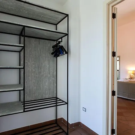 Villa 6 Bagni, Piscina, Wifi, Animali, M200