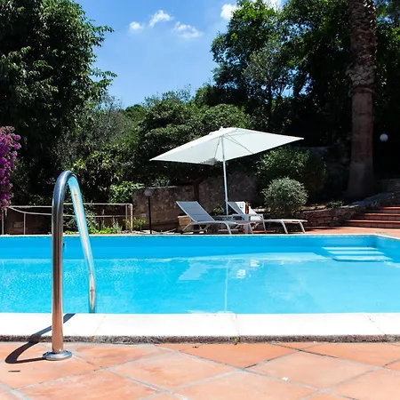 Villa 6 Bagni, Piscina, Wifi, Animali, M200